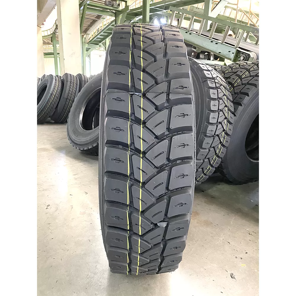 FD758 heavy duty truck tires